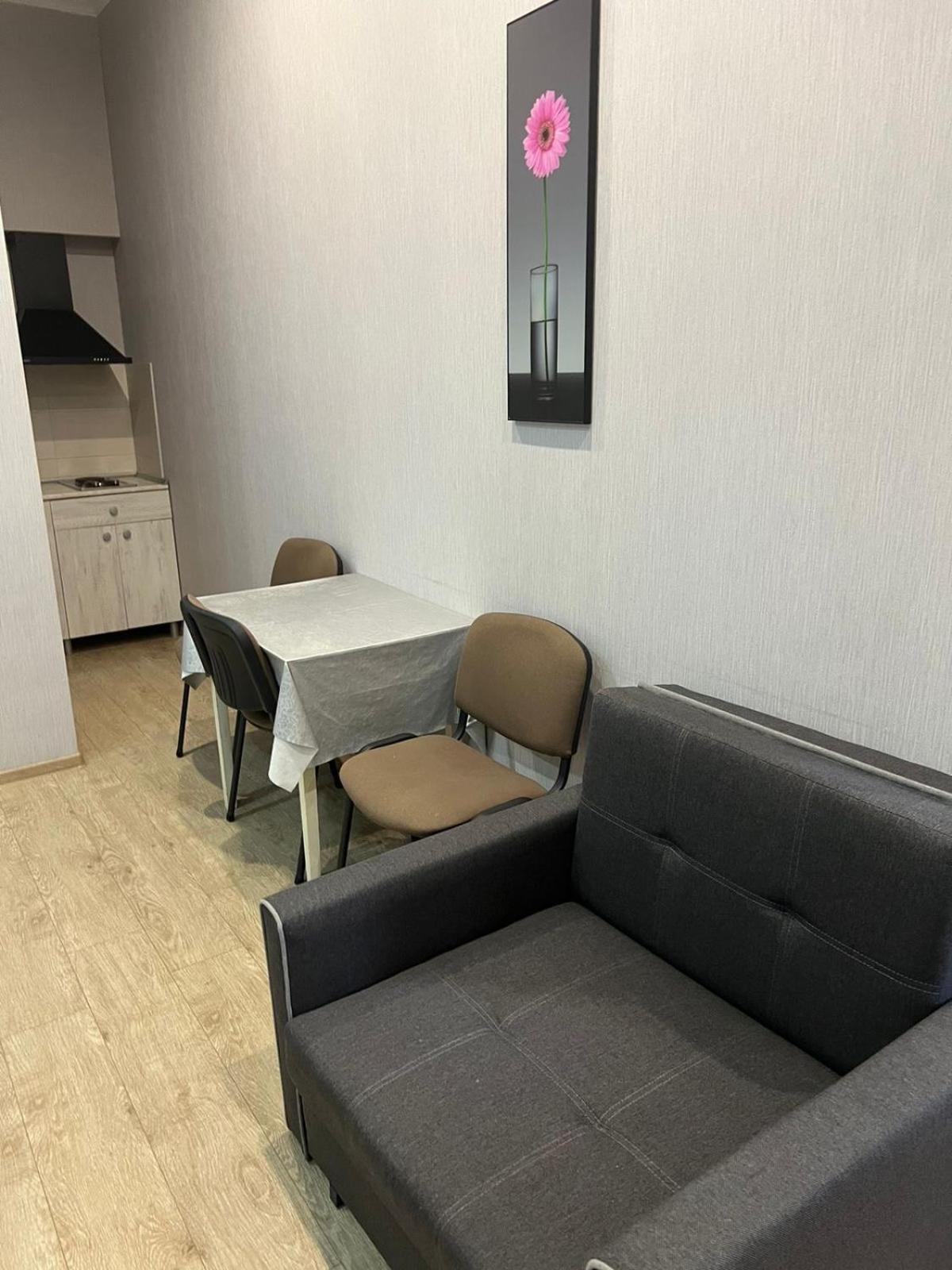 Metekhi Corner * טביליסי